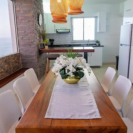 902 Paraíso Costero Apartamento *